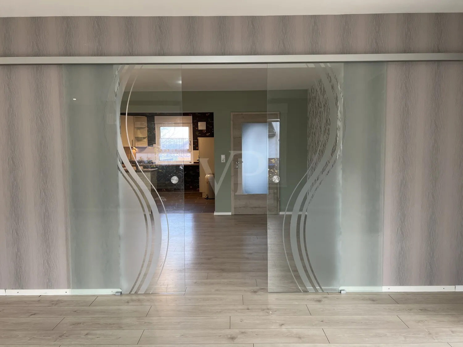 Detached house with granny flat in newly partially renovated condition