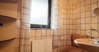 von_poll_real_estate_property_26241001_image_16