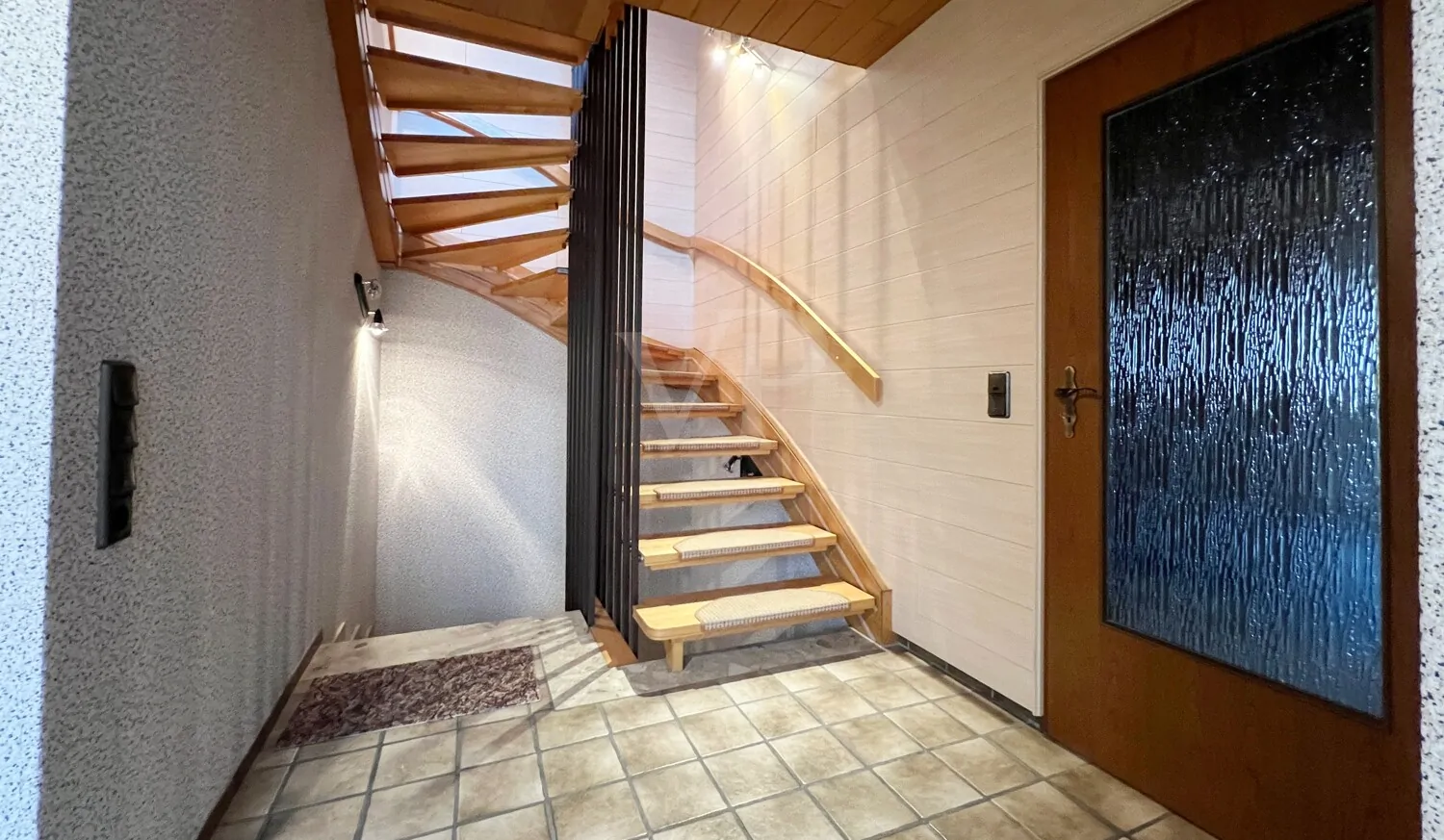 Großes Ein- oder Mehrfamilienhaus an der Hamel, mit Sonnen-Terrasse und großem Gartenparadies