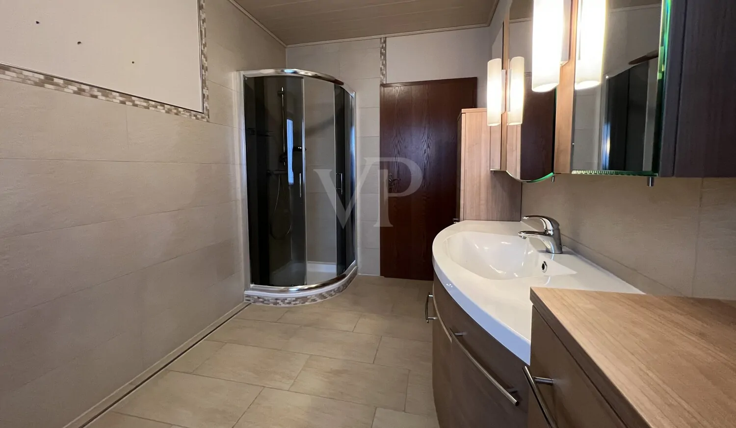 Großes Ein- oder Mehrfamilienhaus an der Hamel, mit Sonnen-Terrasse und großem Gartenparadies