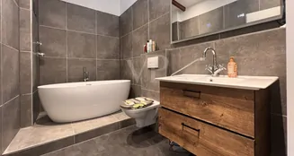 von_poll_real_estate_property_26241002_image_9