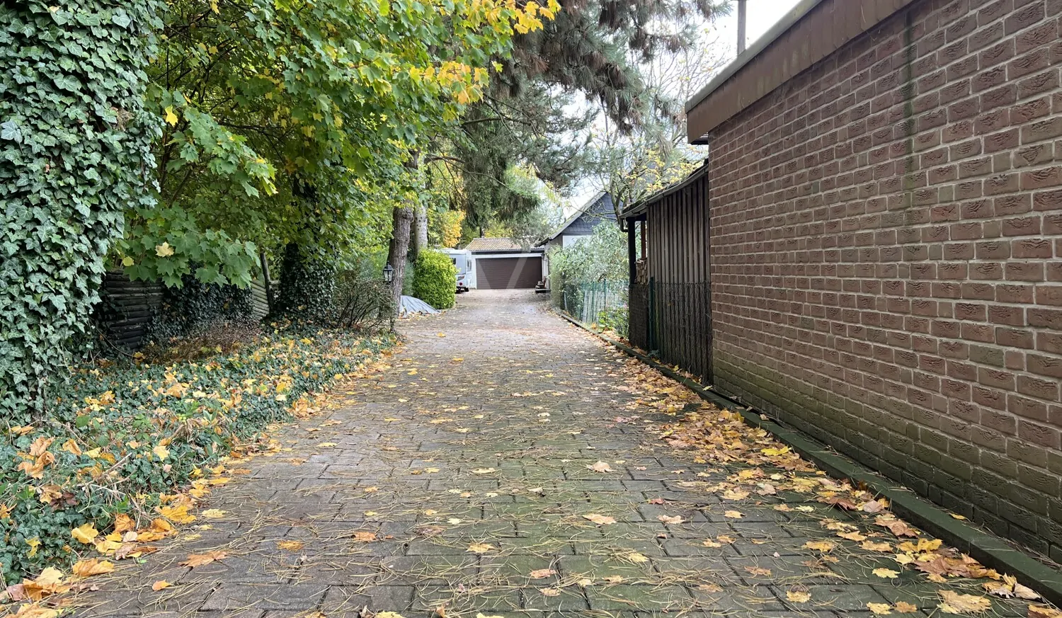 Wohnen in ruhiger Stadtteillage Hamelns mit großzügiger Wohnfläche