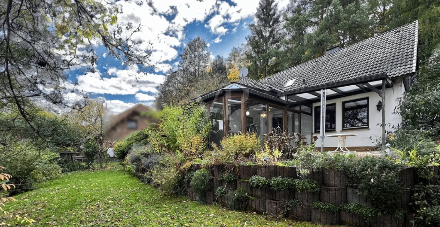Wohnen in ruhiger Stadtteillage Hamelns mit großzügiger Wohnfläche