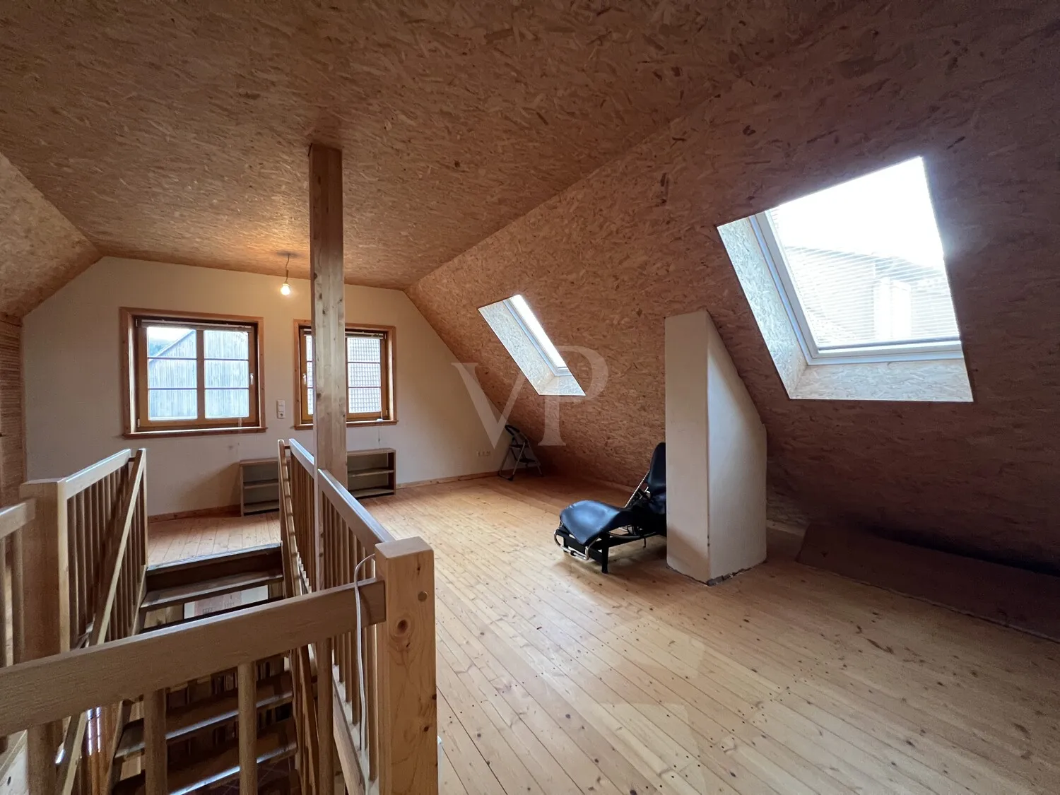 Weitläufiges Gebäude-Ensemble mit vielseitigen Möglichkeiten für Visionäre; Fokus Fachwerkhaus