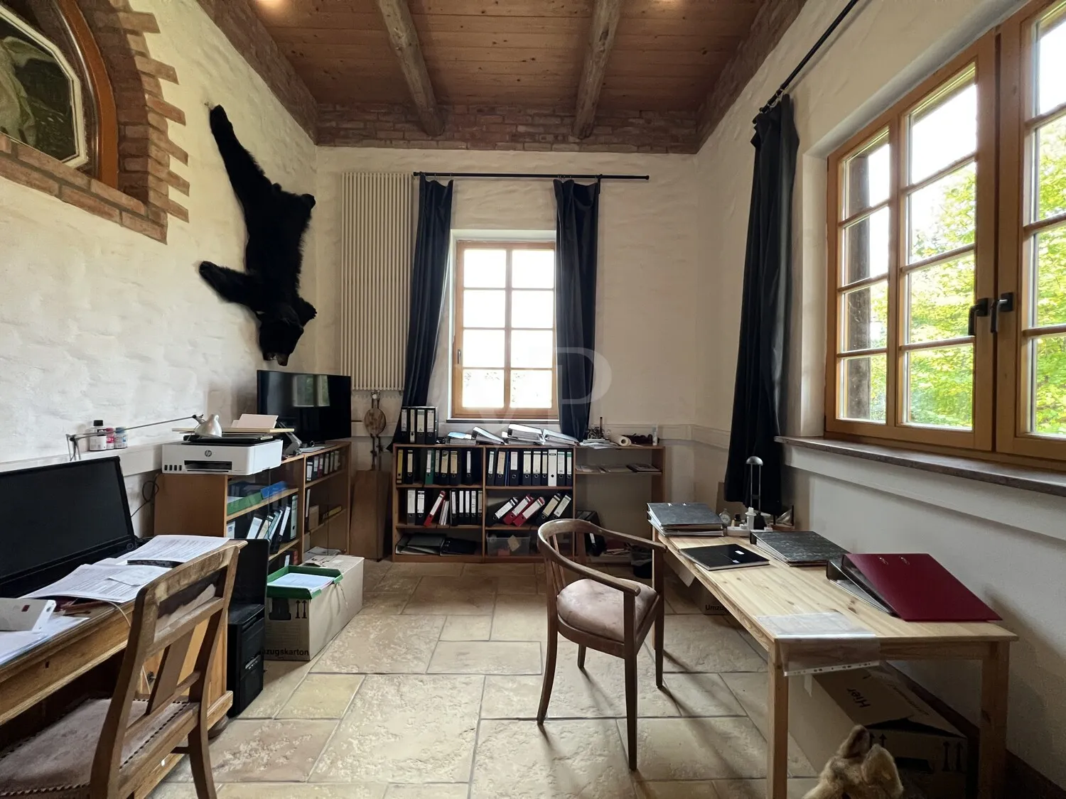 Weitläufiges Gebäude-Ensemble mit vielseitigen Möglichkeiten für Visionäre; Fokus Fachwerkhaus