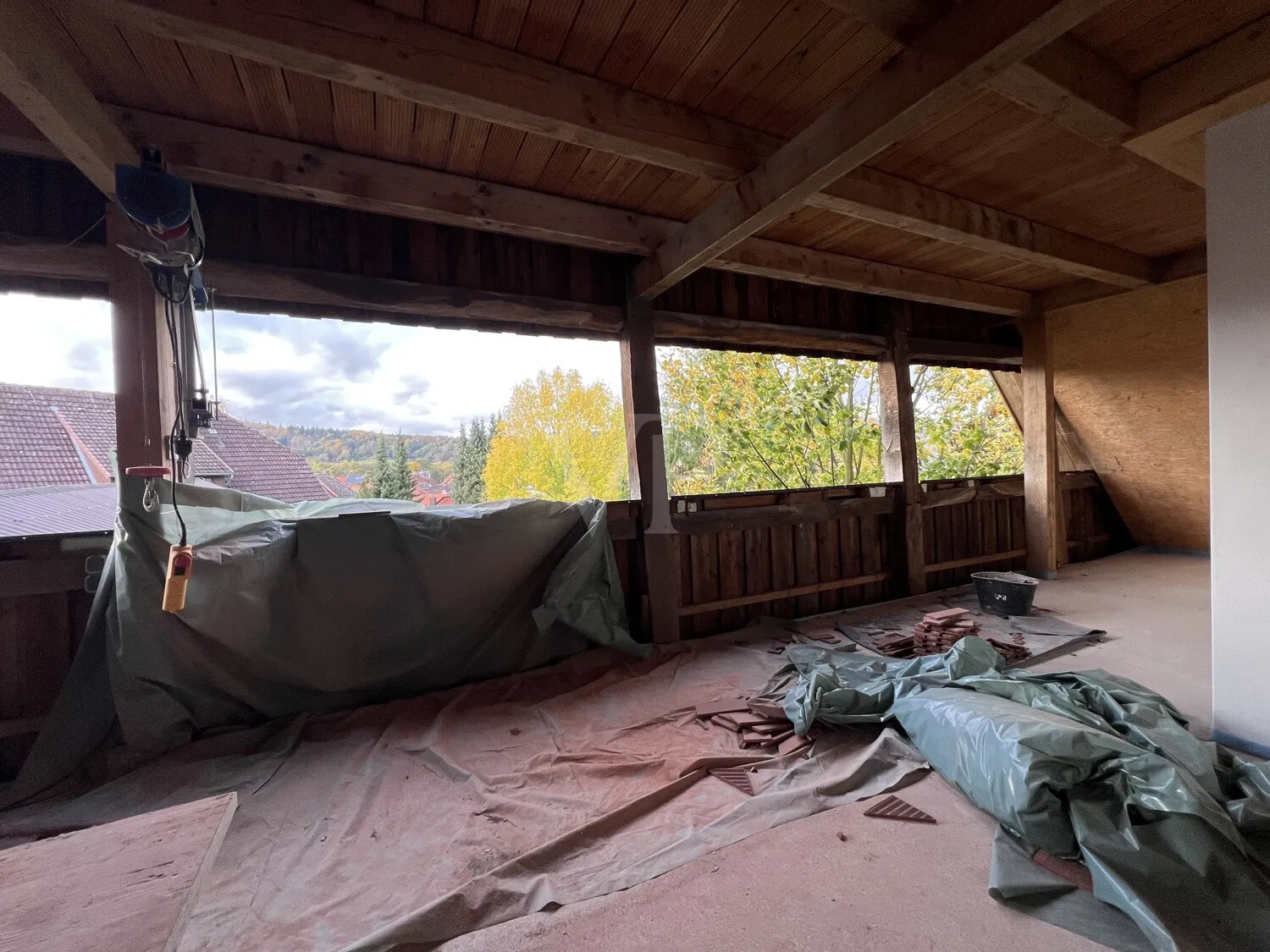 Weitläufiges Gebäude-Ensemble mit vielseitigen Möglichkeiten für Visionäre; Fokus Fachwerkhaus