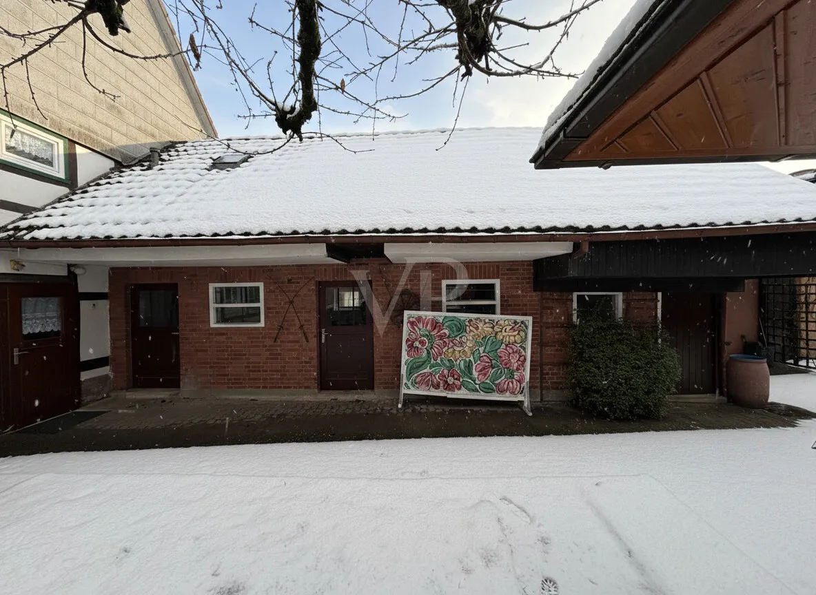 Familiendomizil mit Ausbaupotenzial und gemütlichem Garten in Wesernähe