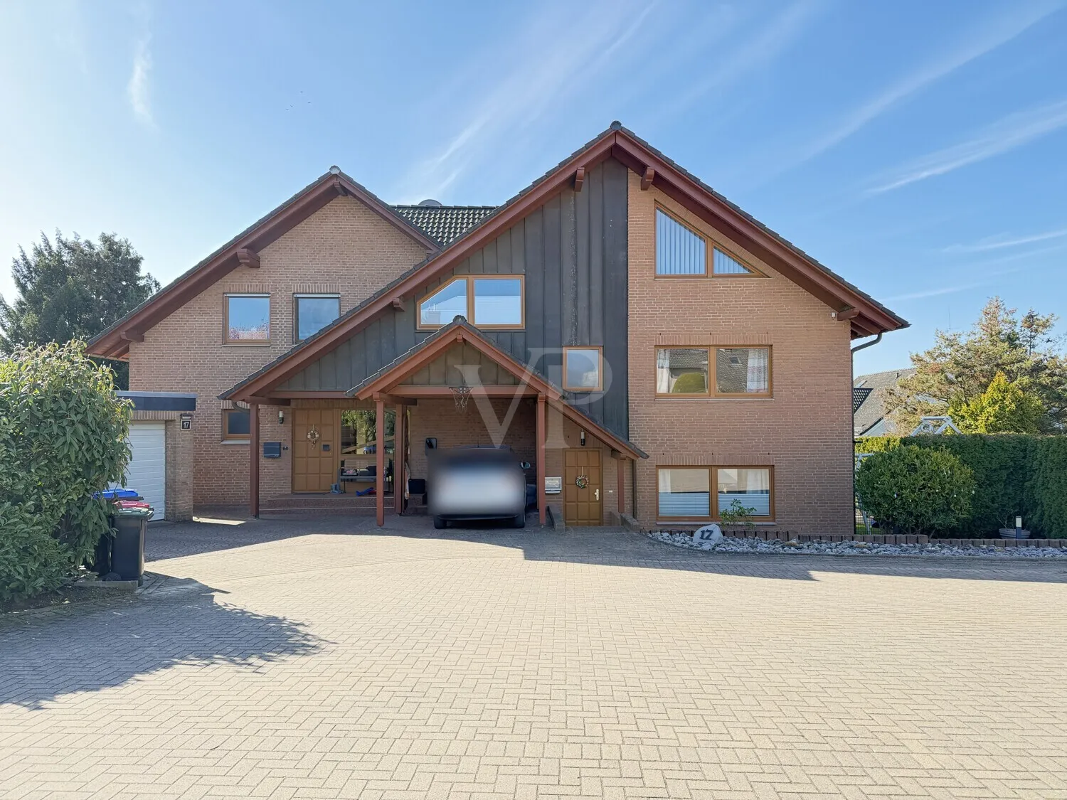 Großzügiges Einfamilienhaus mit Garten zum Leben, Arbeiten und Entspannen – auch für die Großfamilie