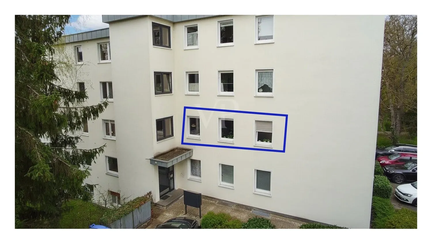 Fensterseite Schlafen/Küche/Wannen-Bad/Gast
