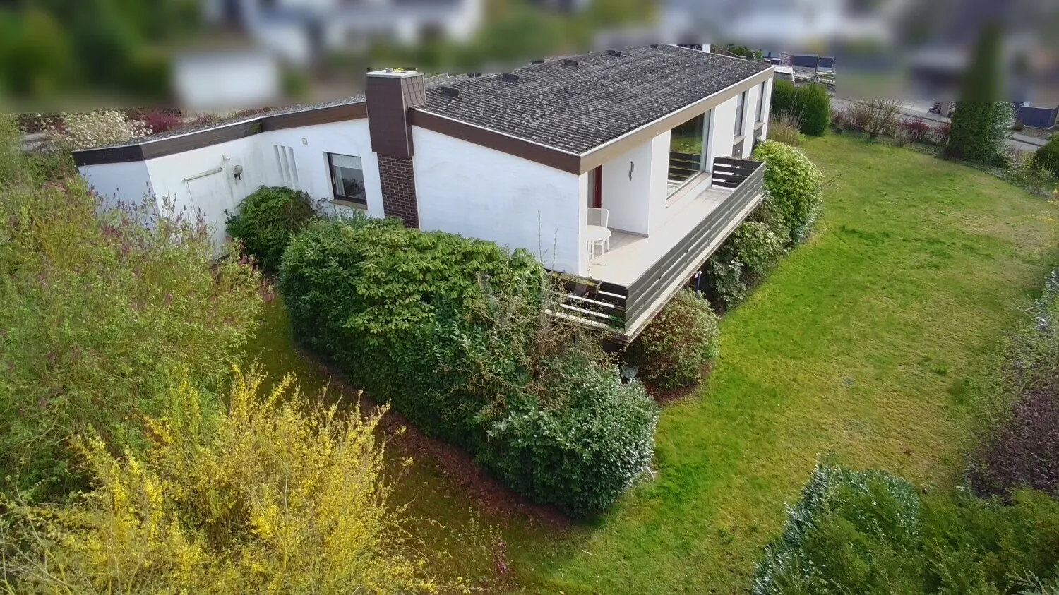 Einfamilienhaus mit Einliegerwohnung am Ohrberg auf Erbpachtgrundstück – Ihr Projekt mit großem Potenzial