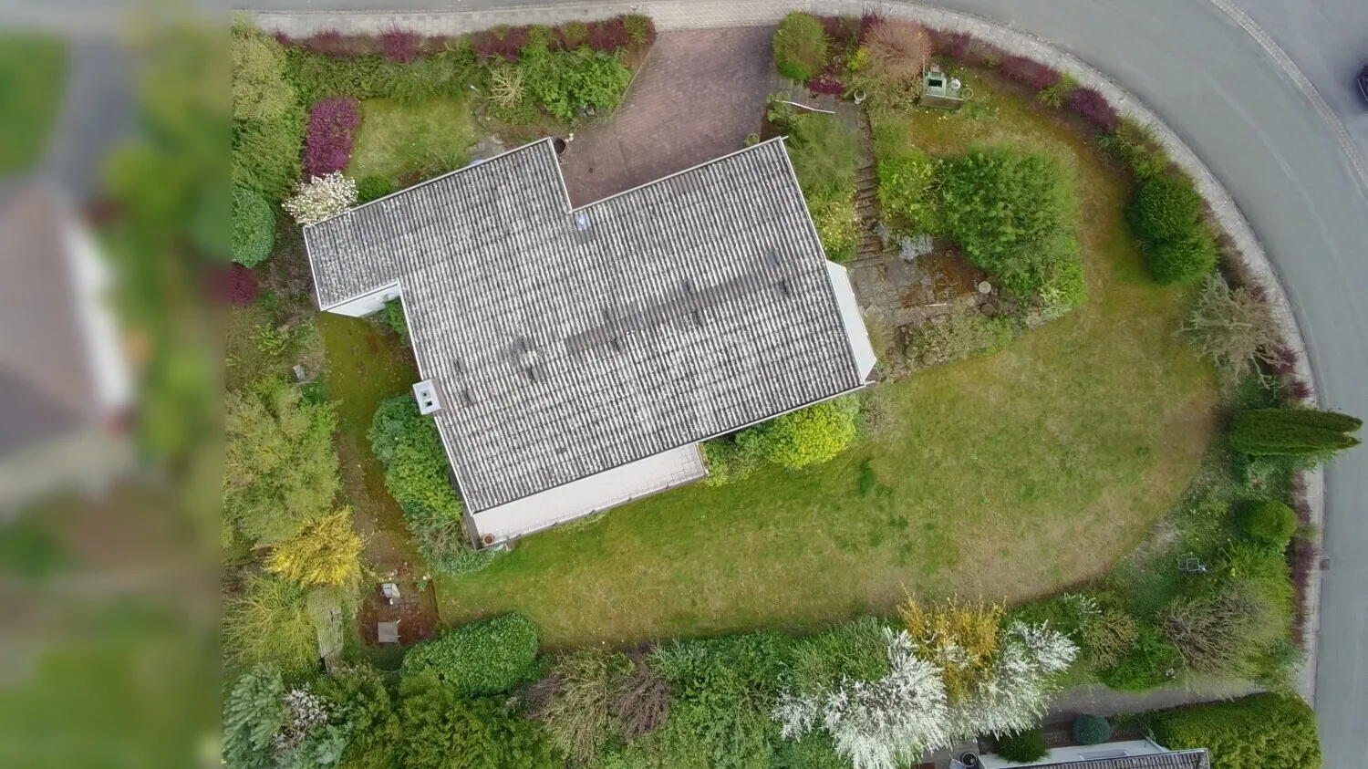 Einfamilienhaus mit Einliegerwohnung am Ohrberg auf Erbpachtgrundstück – Ihr Projekt mit großem Potenzial