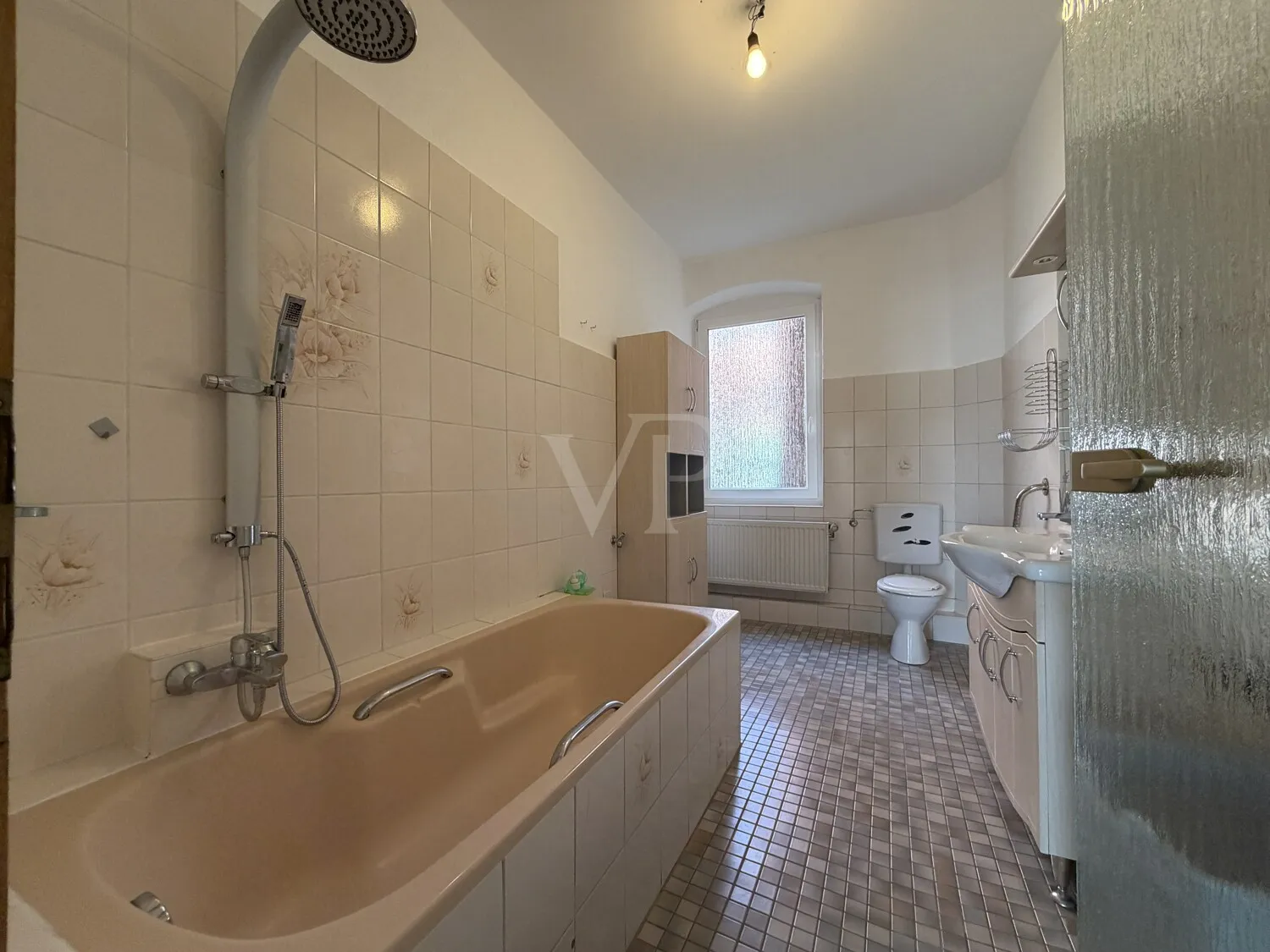 Badezimmer EG