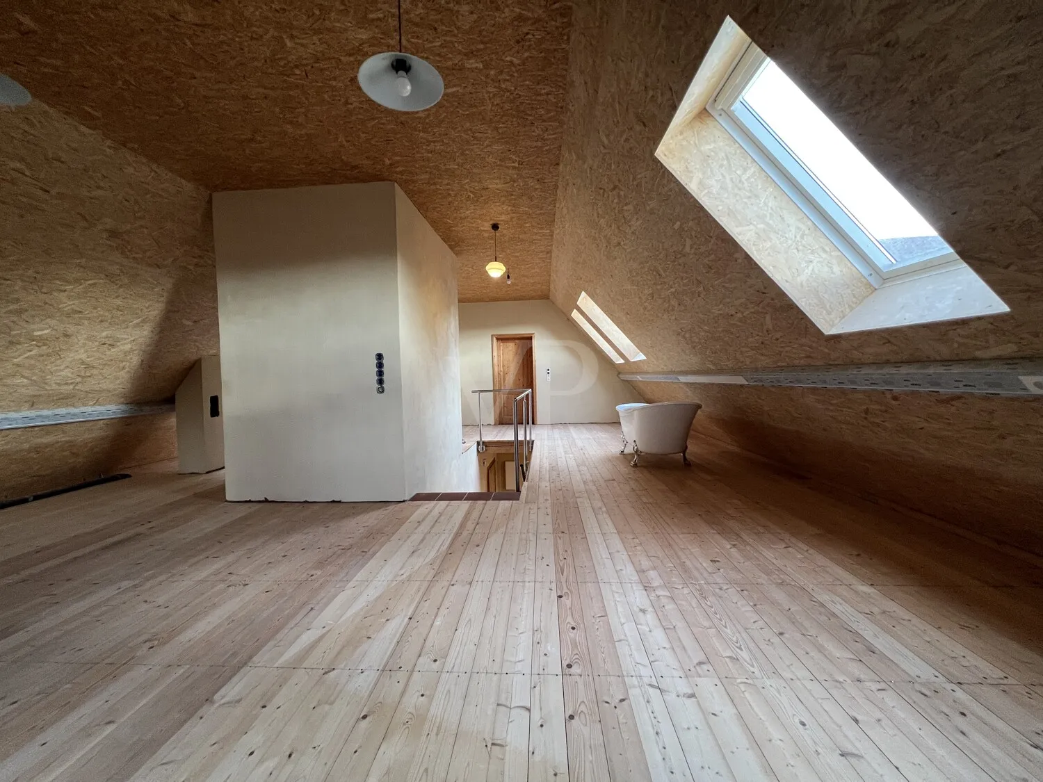 Interessantes Gebäude-Ensemble mit vielseitigen Möglichkeiten für Visionäre in Hameln - Klein Berkel