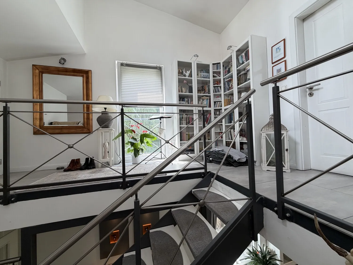 Architektonisch besonderes Reihenendhaus mit Gartenidylle und hochwertiger Ausstattung
