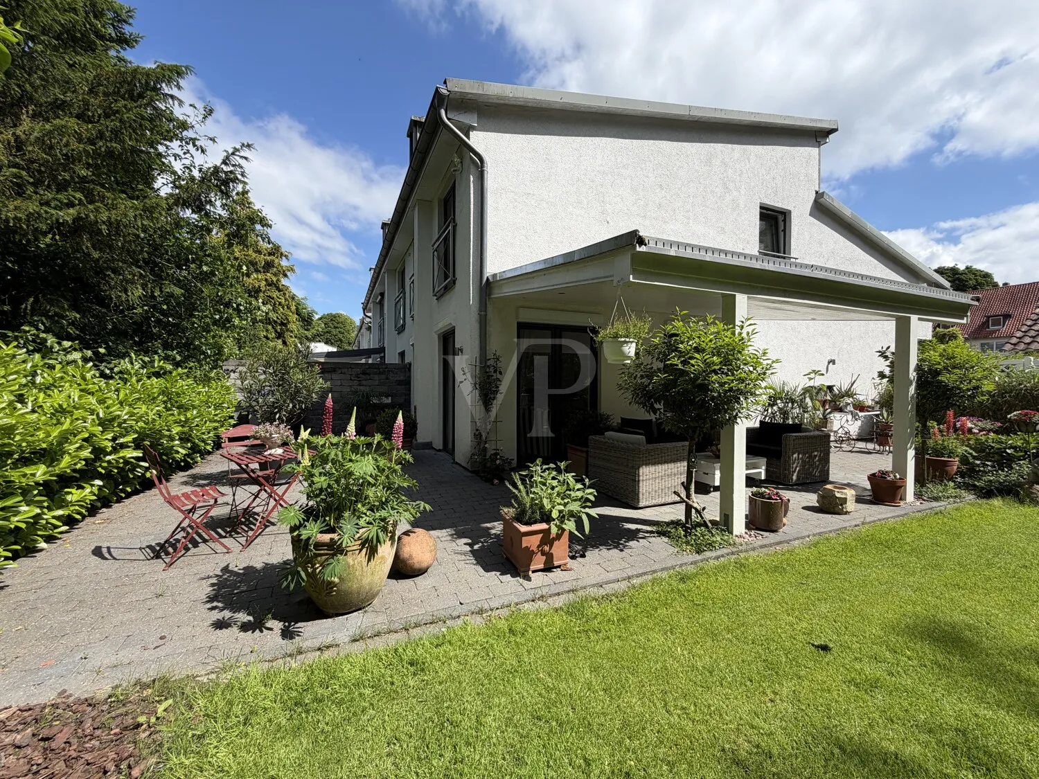 Ansicht Haus inkl. Terrasse