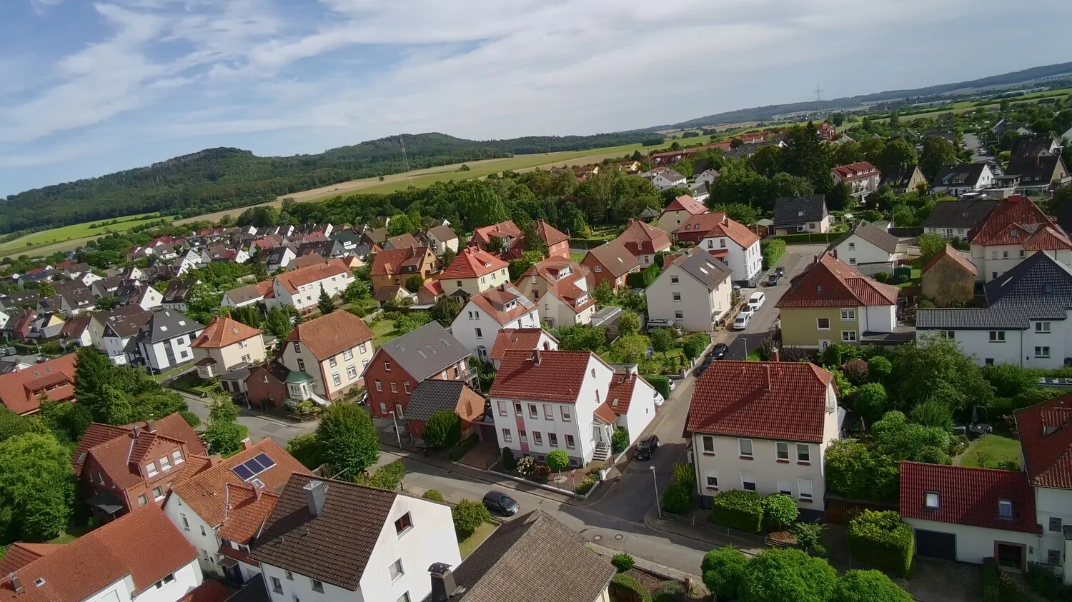 Großzügig wohnen, flexibel gestalten – Ein Haus für zwei Familien / Mehrgenerationen, plus Apartment