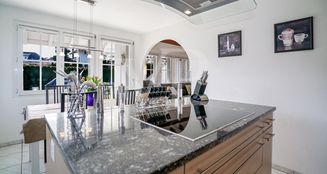 von_poll_real_estate_property_CH222463822_image_8