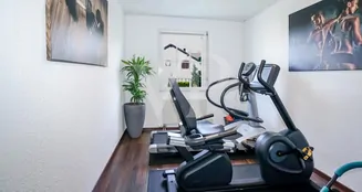 von_poll_real_estate_property_CH222463822_image_13