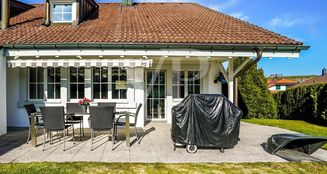 von_poll_real_estate_property_CH222463822_image_0