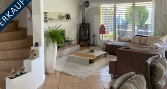 von_poll_real_estate_property_CH242466895_image_1