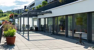 von_poll_real_estate_property_CH242467061_image_1