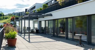 von_poll_real_estate_property_CH242467061_image_1