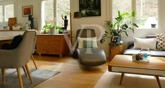 von_poll_real_estate_property_CH252468434_image_1