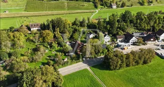 von_poll_real_estate_property_CH252468440_image_1