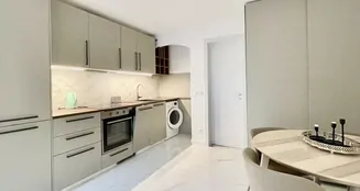 von_poll_real_estate_property_CH252468443_image_0