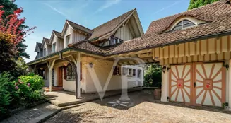 von_poll_real_estate_property_CH252468482_image_0