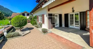 von_poll_real_estate_property_CH252468485_image_1