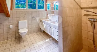 von_poll_real_estate_property_CH252468485_image_12