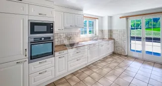 von_poll_real_estate_property_CH252468485_image_9