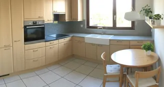 von_poll_real_estate_property_CH252468492_image_3