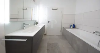 von_poll_real_estate_property_24229031_image_11