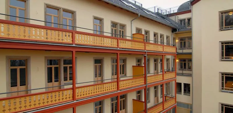 Seitenansicht Balkone