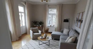 von_poll_real_estate_property_24229026_image_0