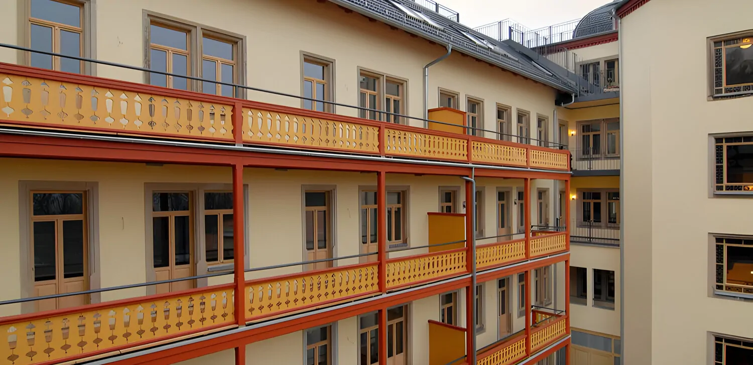 Seitenansicht Balkone