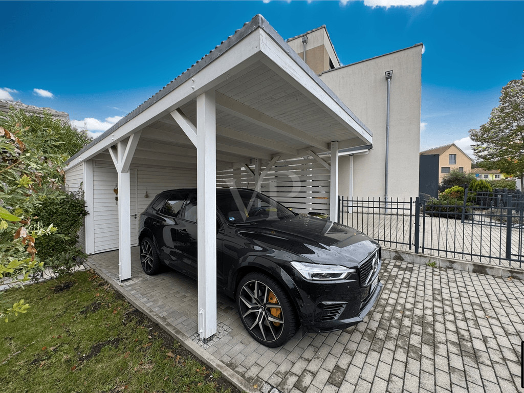 Carport