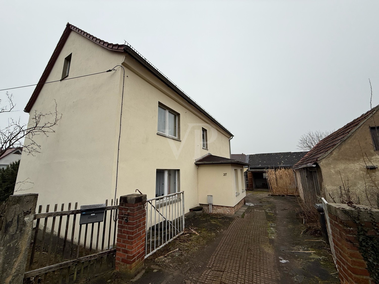 STADTHAUS IN TOP LAGE VON RADEBEUL MIT AUSBAURESERVE IM DACHGESCHOSS