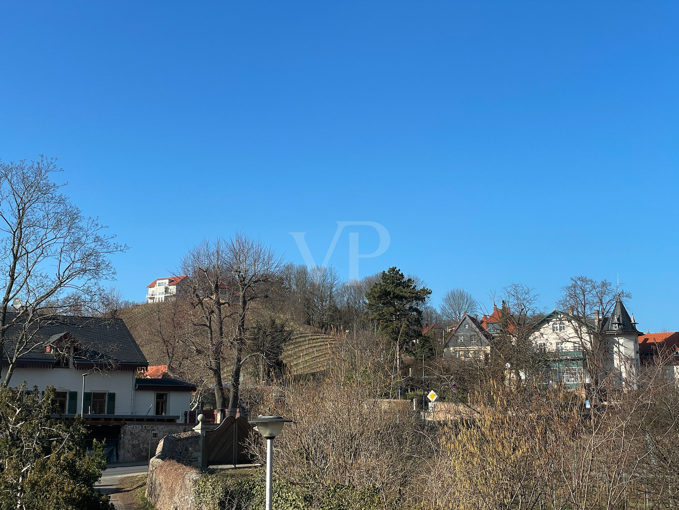 EINFAMILIENHAUS IN HÖHENLAGE VON RADEBEUL