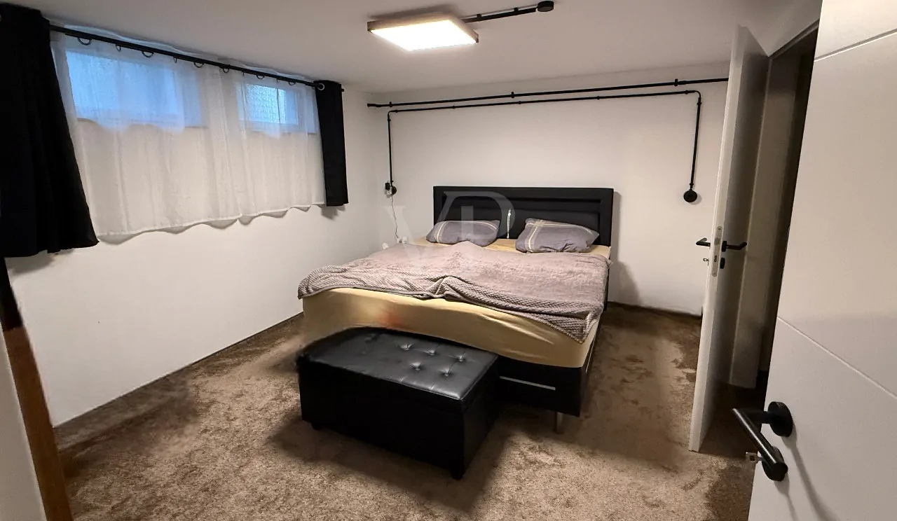 Zimmer im Kellergeschoss