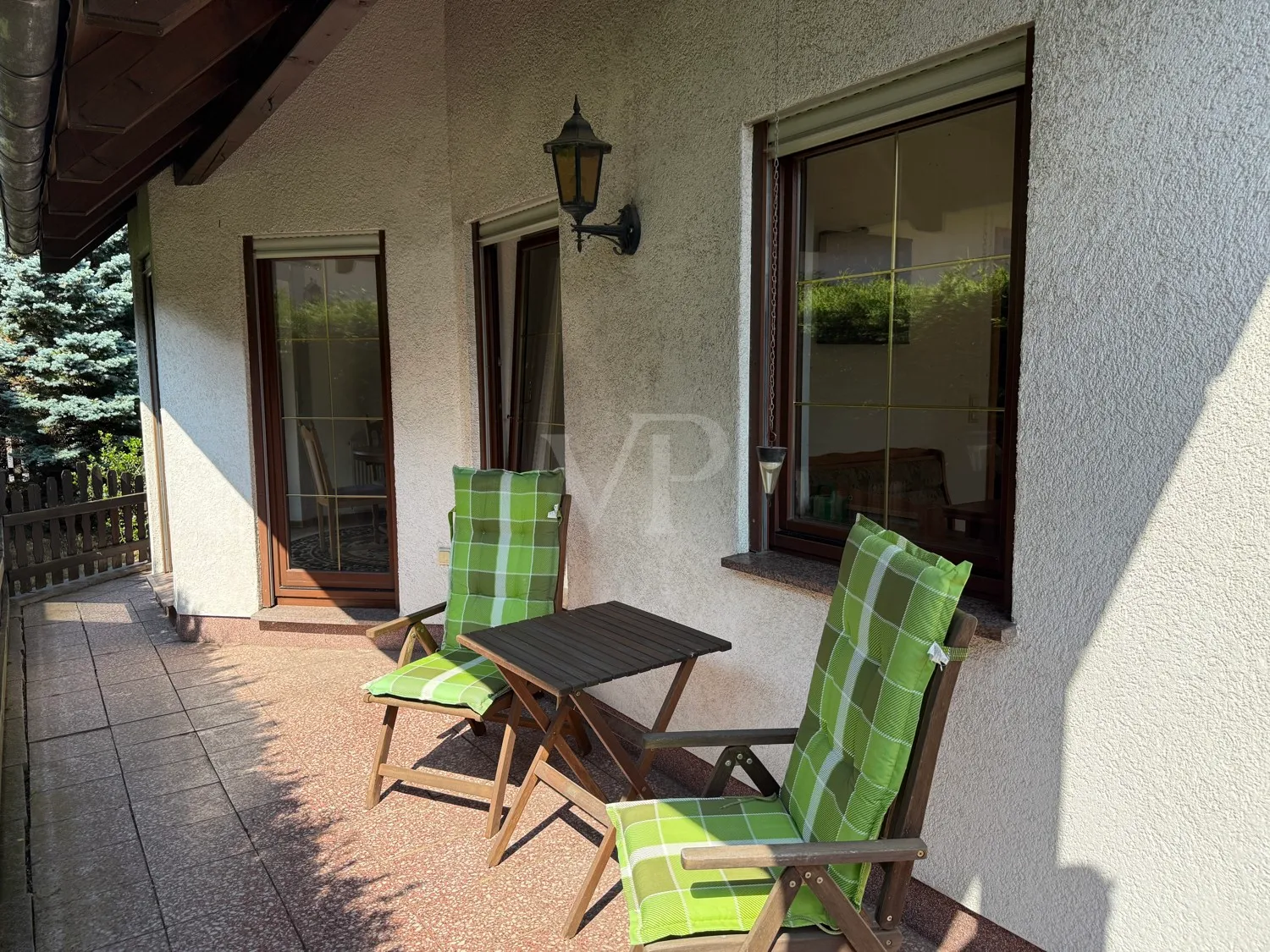 Sitzmöglichkeiten/ Terrasse