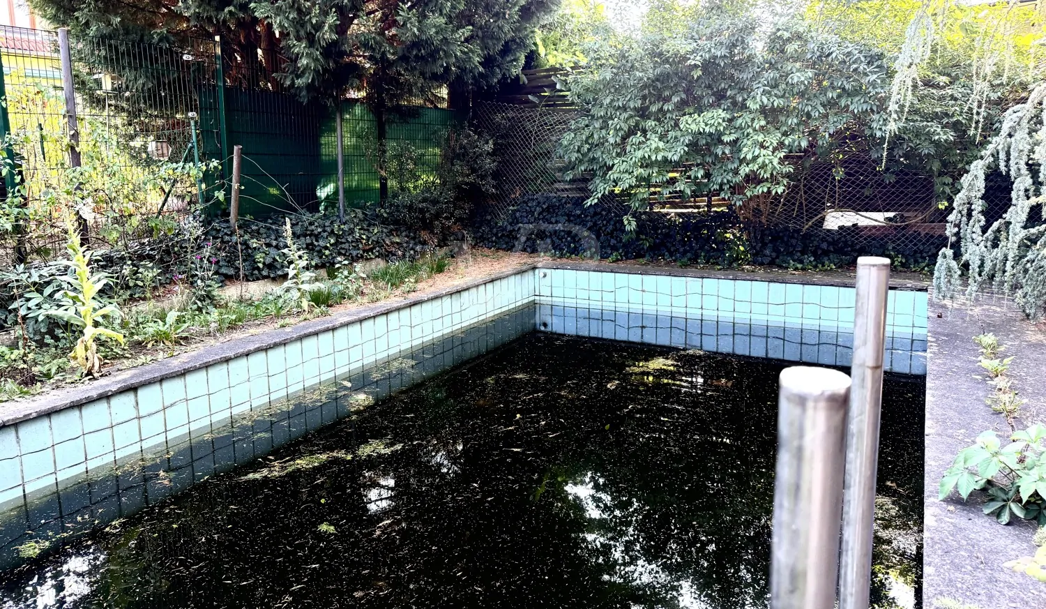 historischer Poolbereich