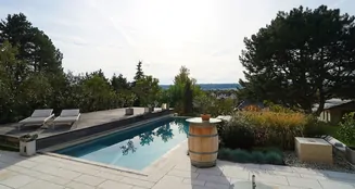 von_poll_real_estate_property_25229045_image_0