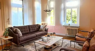 von_poll_real_estate_property_YB688_image_3