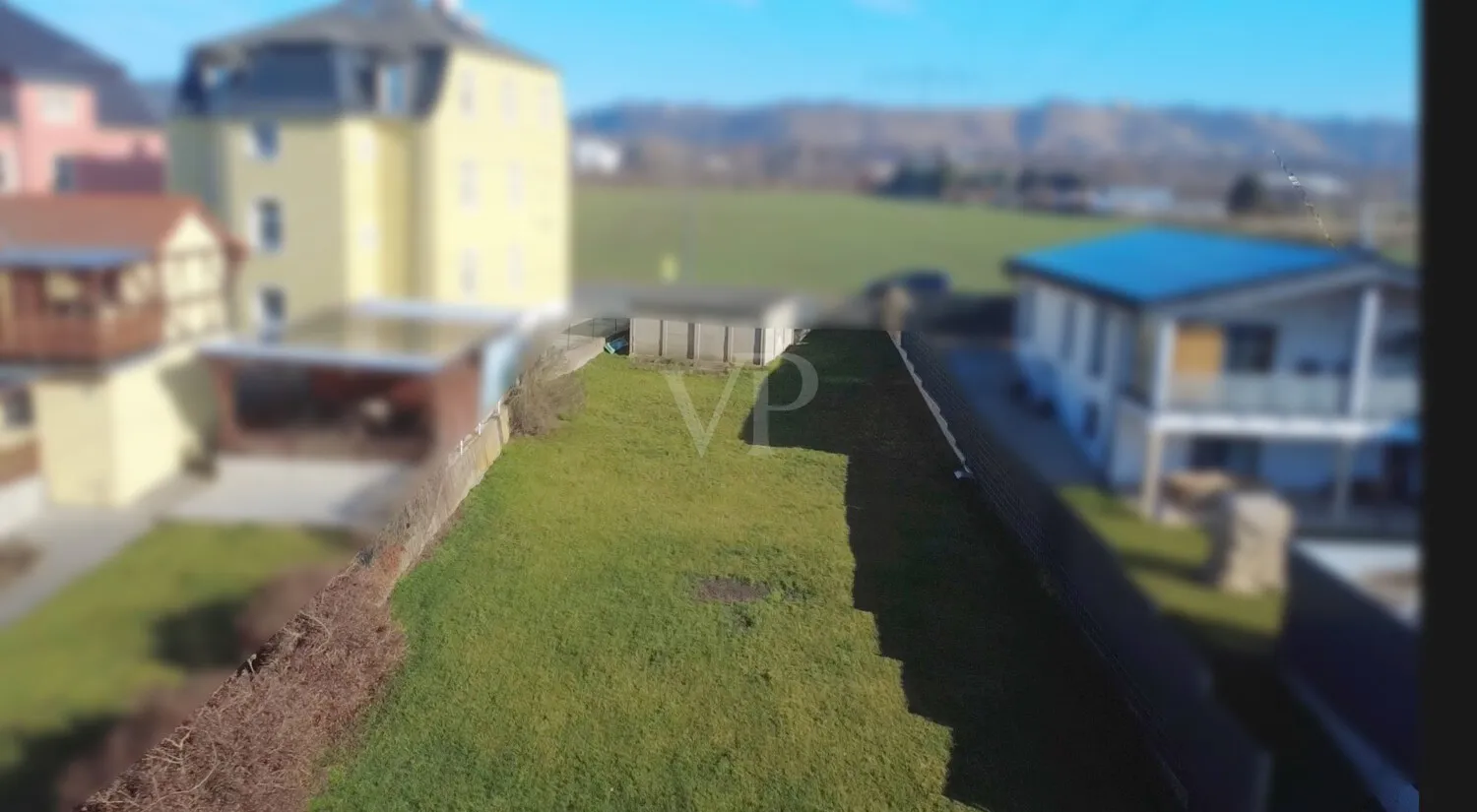 Grundstück