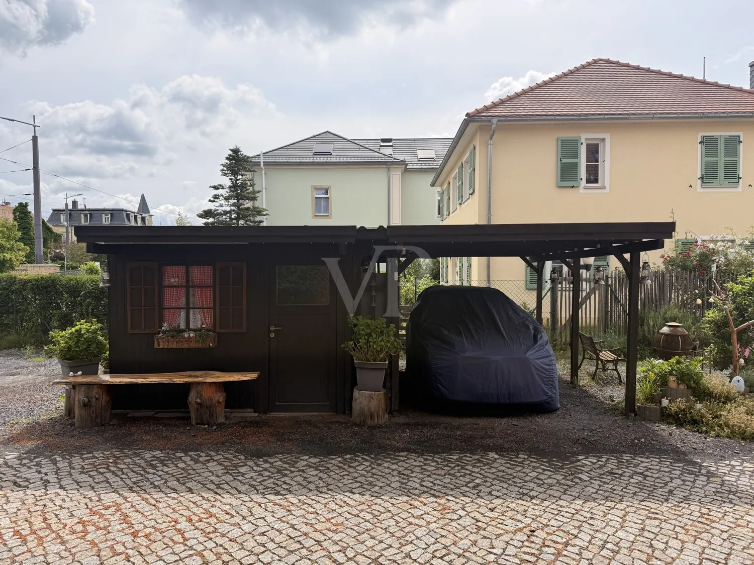 Carport