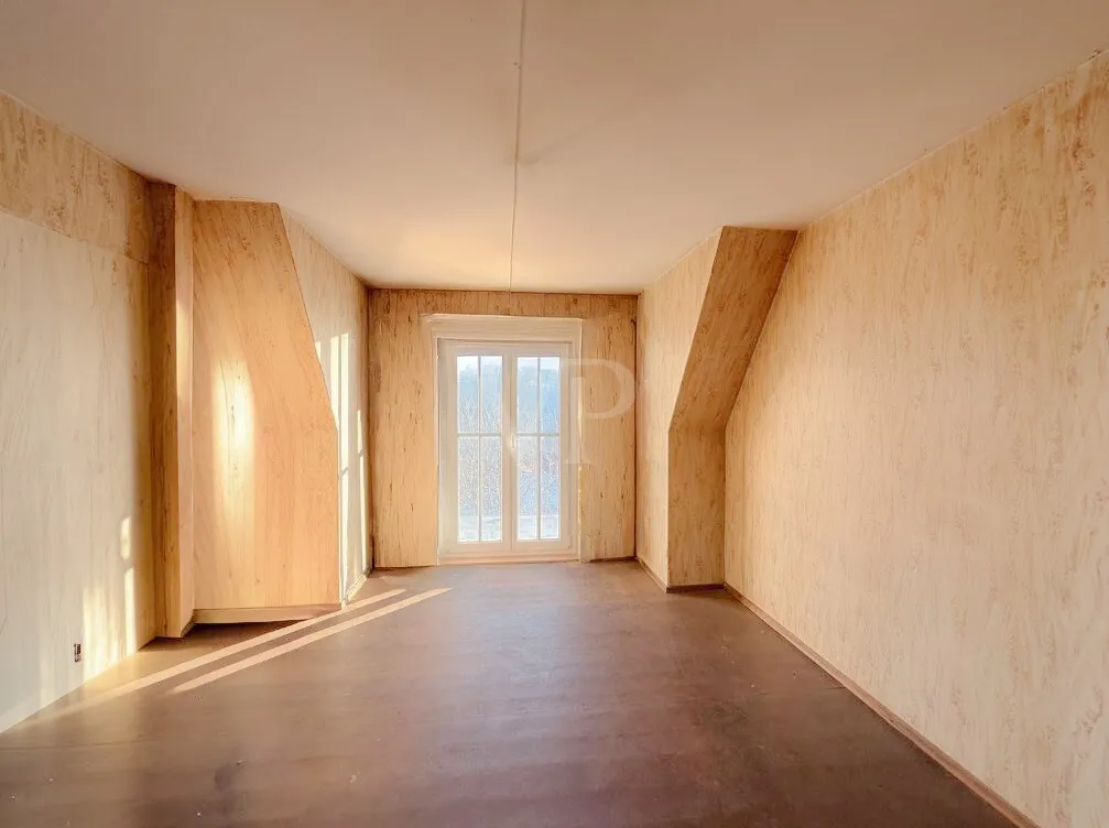 DG Wohnzimmer mit Balkon