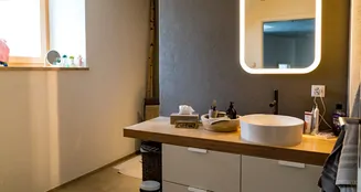 von_poll_real_estate_property_CH21272038AM_image_7